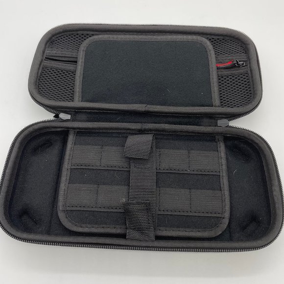 Black nylon hard case for Switch Games - Picture 3 of 4